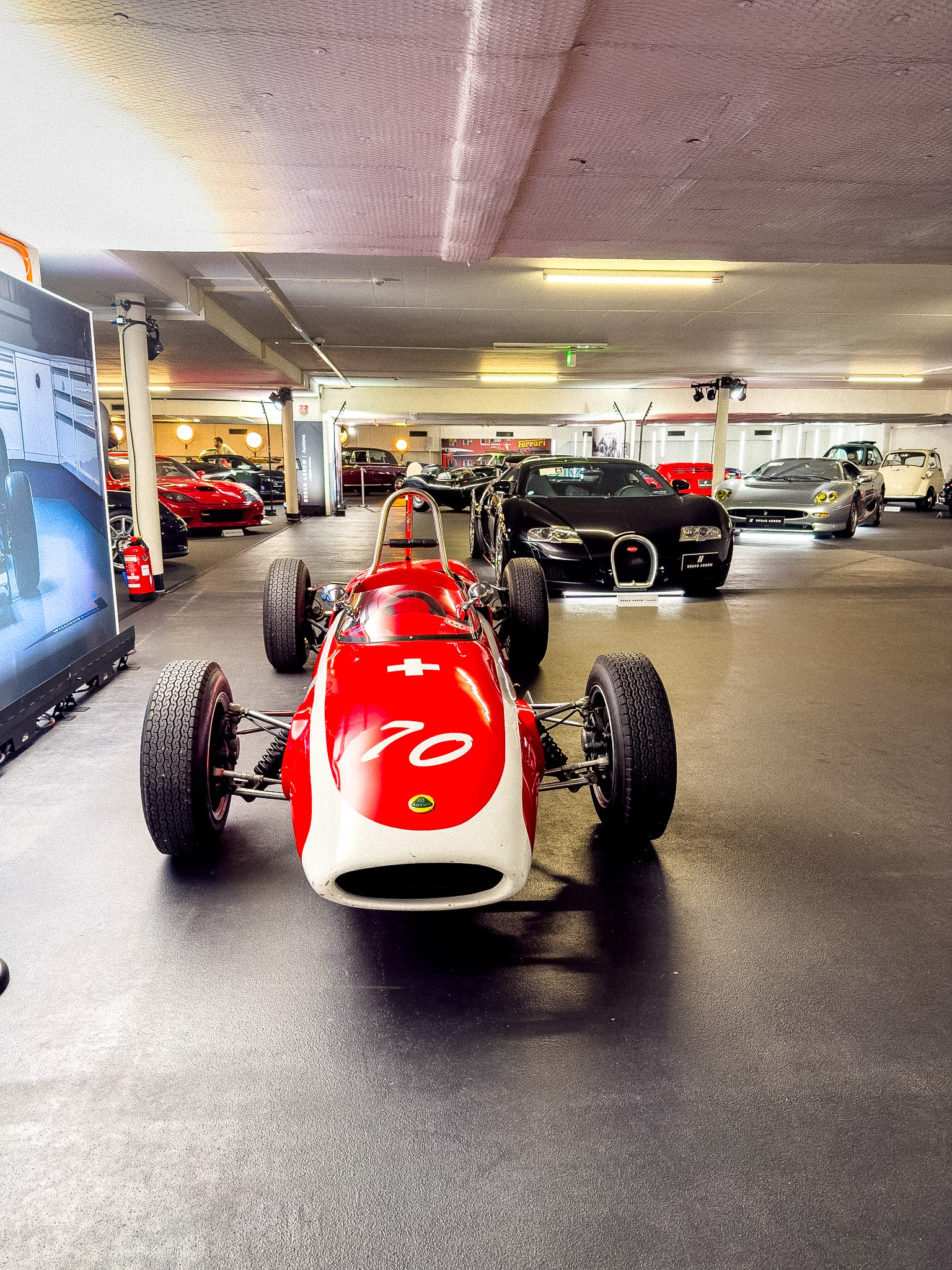 Lotus Formula Junior No.70 with the preview room behind — Zürich 2025