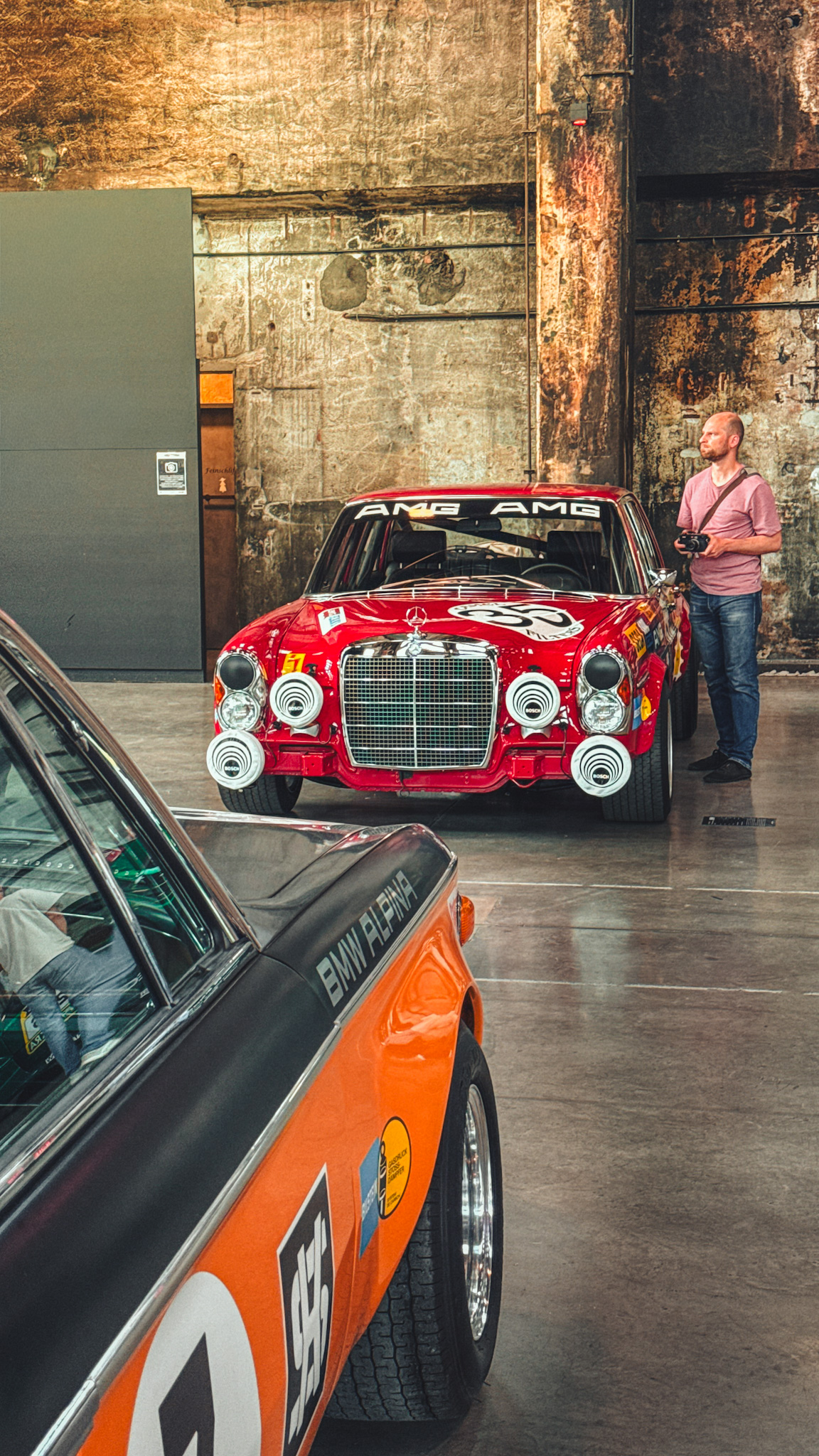 Mercedes-AMG 300 SEL 6.8 — Rote Sau