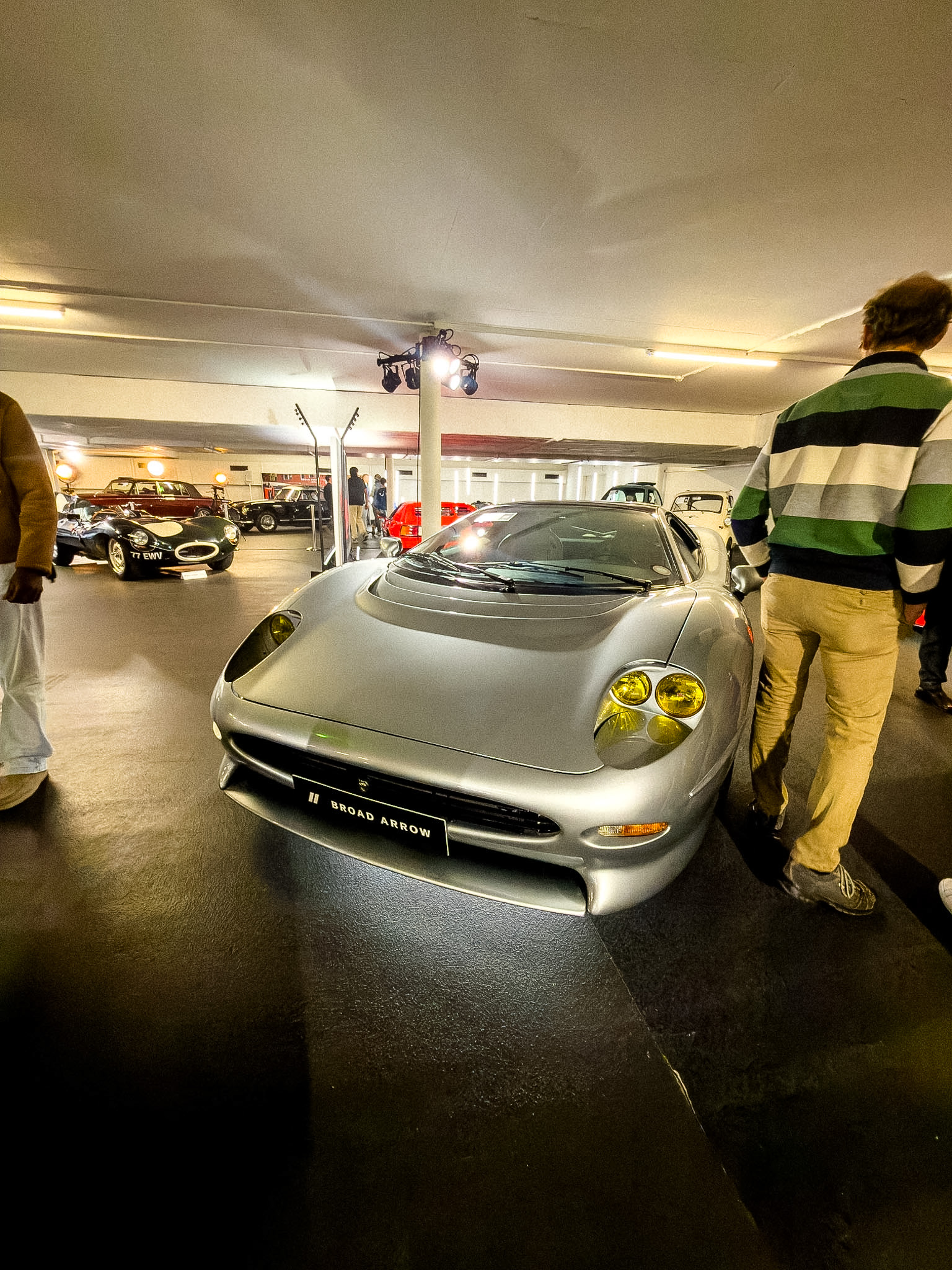 Jaguar XJ220 — Broad Arrow Zürich 2025